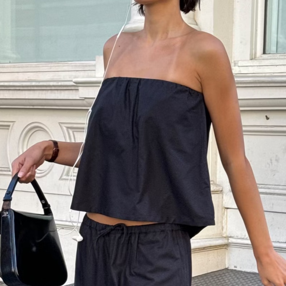 Djerf Avenue Breezy Tube Top Black